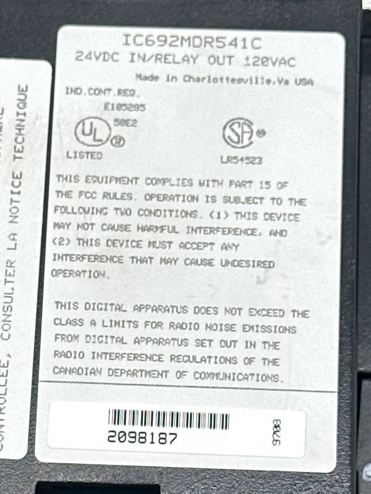 GE Fanuc IC692CPU211H Programmable Logic Controller  - Image 4 of 4