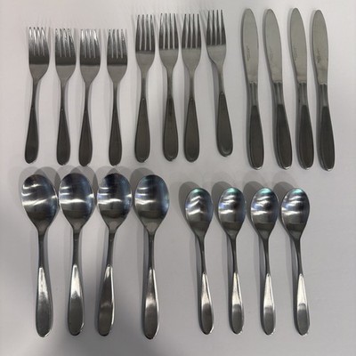 Hampton Silversmiths 235 MESSINA Stainless Flatware Set Of 20