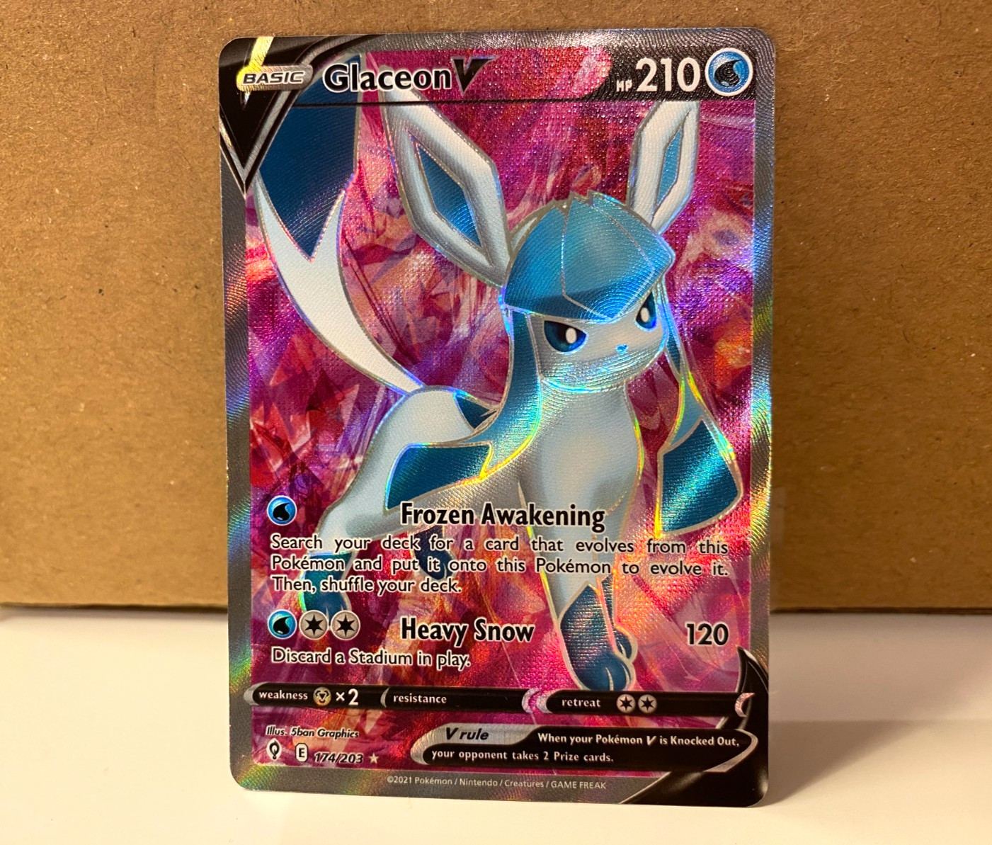 Glaceon V 174/203 - Evolving Skies - Ultra Rare NM/M