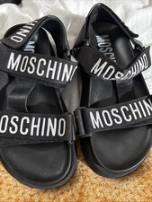 Moschino Black sandals Size 35