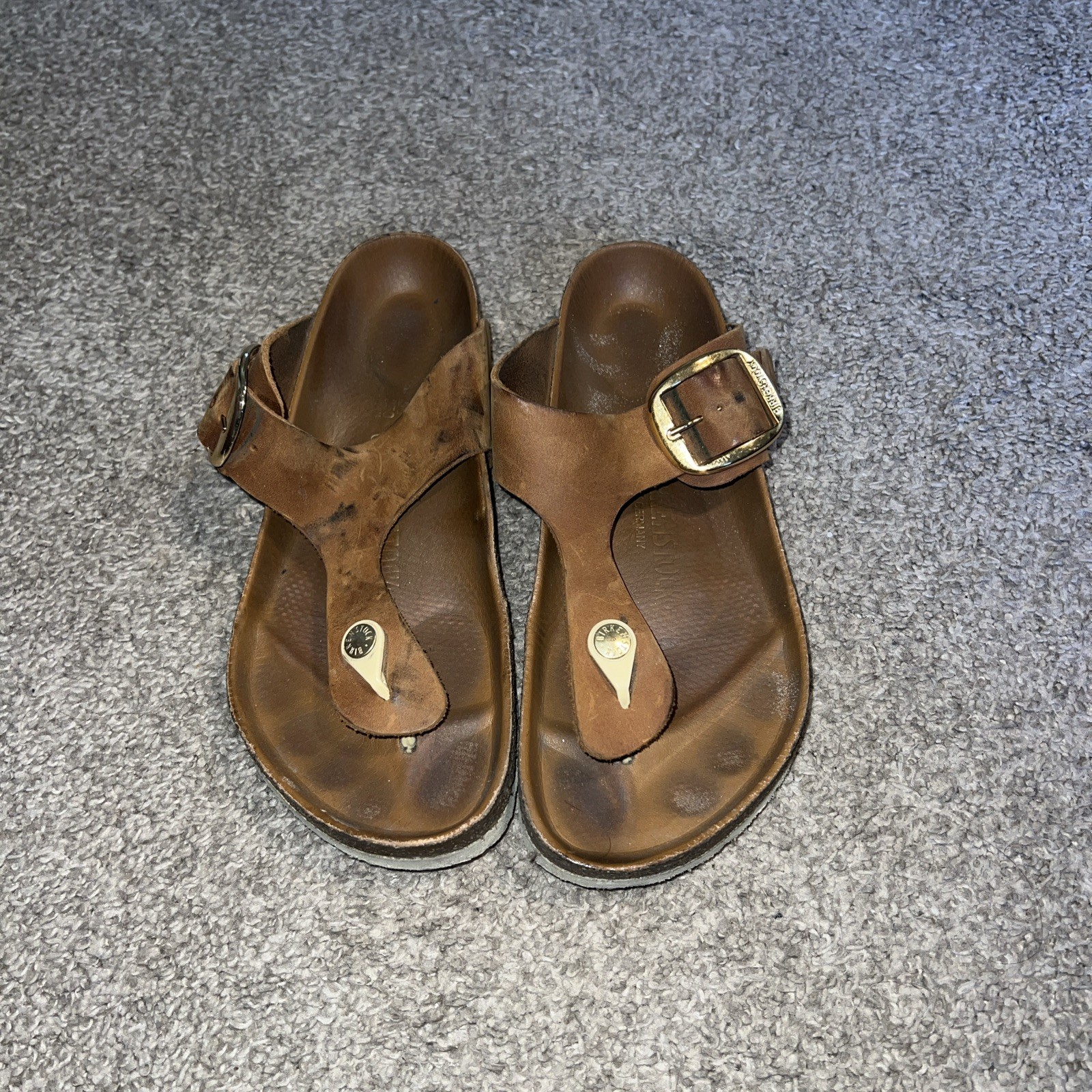 Birkenstock Gizeh Big Gold Buckle Leather Sandals Thongs sz 39 8-8.5