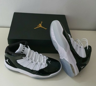 Neu Jordan Max Aura Schwarz/Weiß US 9.5 UK 8.5 Eu 43 Basketball Turnschuhe  | eBay