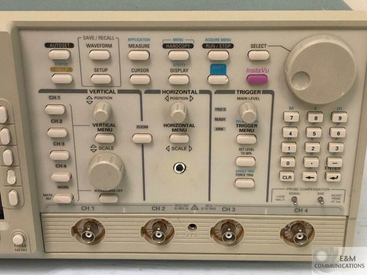 TDS 744A TEKTRONIX 4-CH COLOR DIGITAL OSCILLOSCOPE 500 MHz TDS 744A TEKTRONIX 4-CH COLOR DIGITAL OSCILLOSCOPE 500 MHz