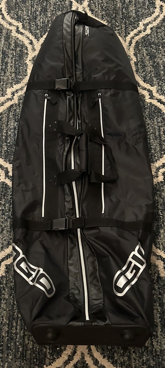 OGIO トラベルバック　STRAIGHT JACKET 127017-37 ヨドバシ.com - オジオ OGIO 127017-37 [トラベルバッグ