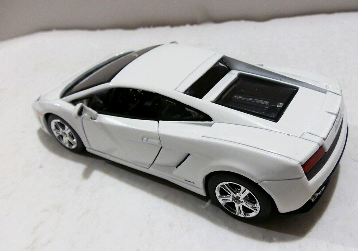 Foto 5 di 5