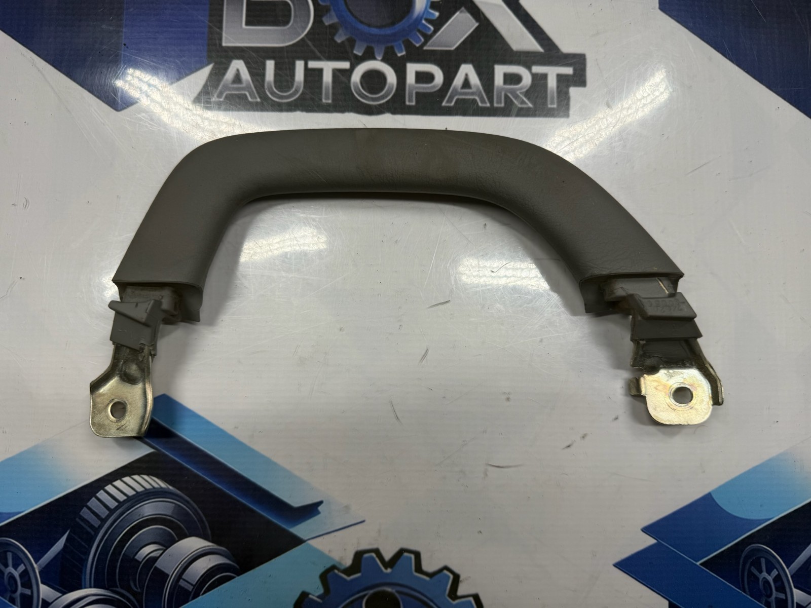 2003-2009 TOYOTA 4RUNNER LEFT SIDE PILLAR GRAB HANDLE OEM