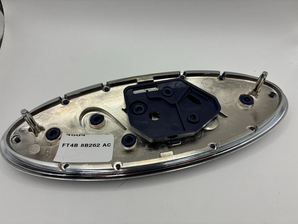 Ford Edge 2015-2020 emblema de parrilla delantera nuevo OEM FT4B8B262AC Foto 2 de 2