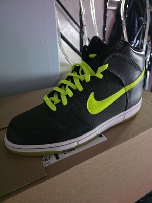 Nike Dunk 6.0 Premium High Grey Volt Men s Lace-Up Sneakers 2011 506266-007