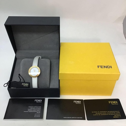 Fendi My Way Women's Quartz Watch 35000S White Gold Leather 28mm - Picture 2 of 7