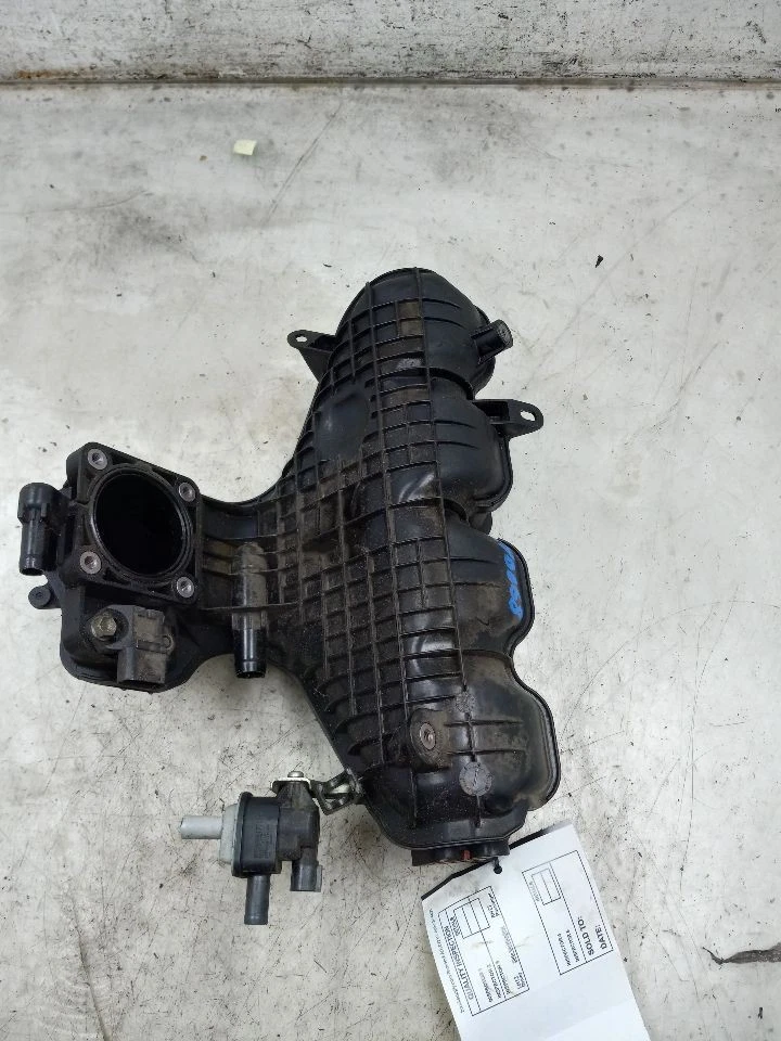 10 11 12 13 14 15 16 17 18 TOYOTA PRIUS V COLECTOR DE ADMISIÓN ENCHUFABLE 17120-37054 Foto 2 de 4