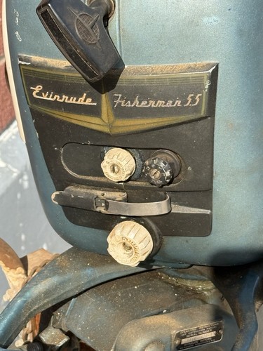Original 1956 Evinrude Fisherman 5.5HP Outboard Boat Motor With Manual - Picture 10 of 12