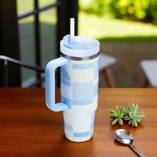 Stanley Quencher H2.0 30oz Flowstate Quencher Tumbler - Cornflower Court Geo