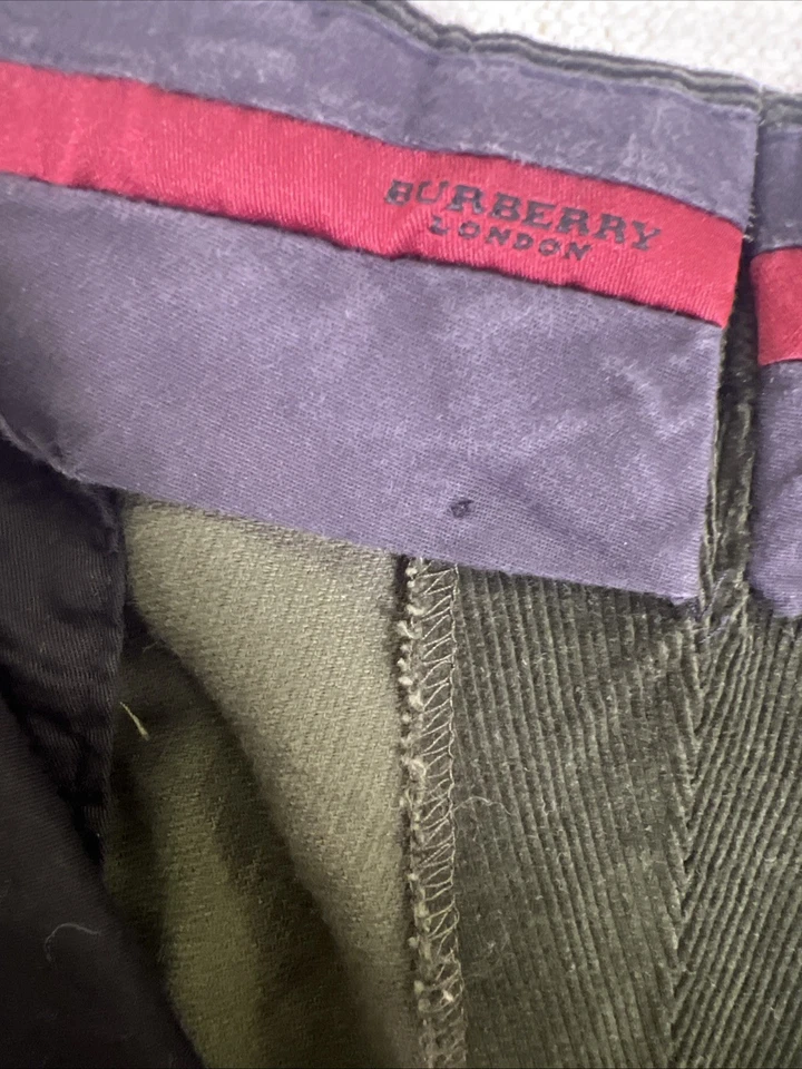 Pantalones de pana vintage Burberry London de algodón verde para hombre, talla 38R Foto 4 de 4
