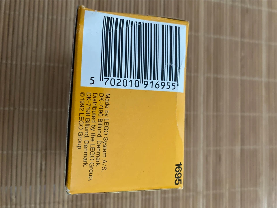 Lego collector 1992 chevalier médiéval et coffre trésor SYSTEM n°1695 - Photo 3/4