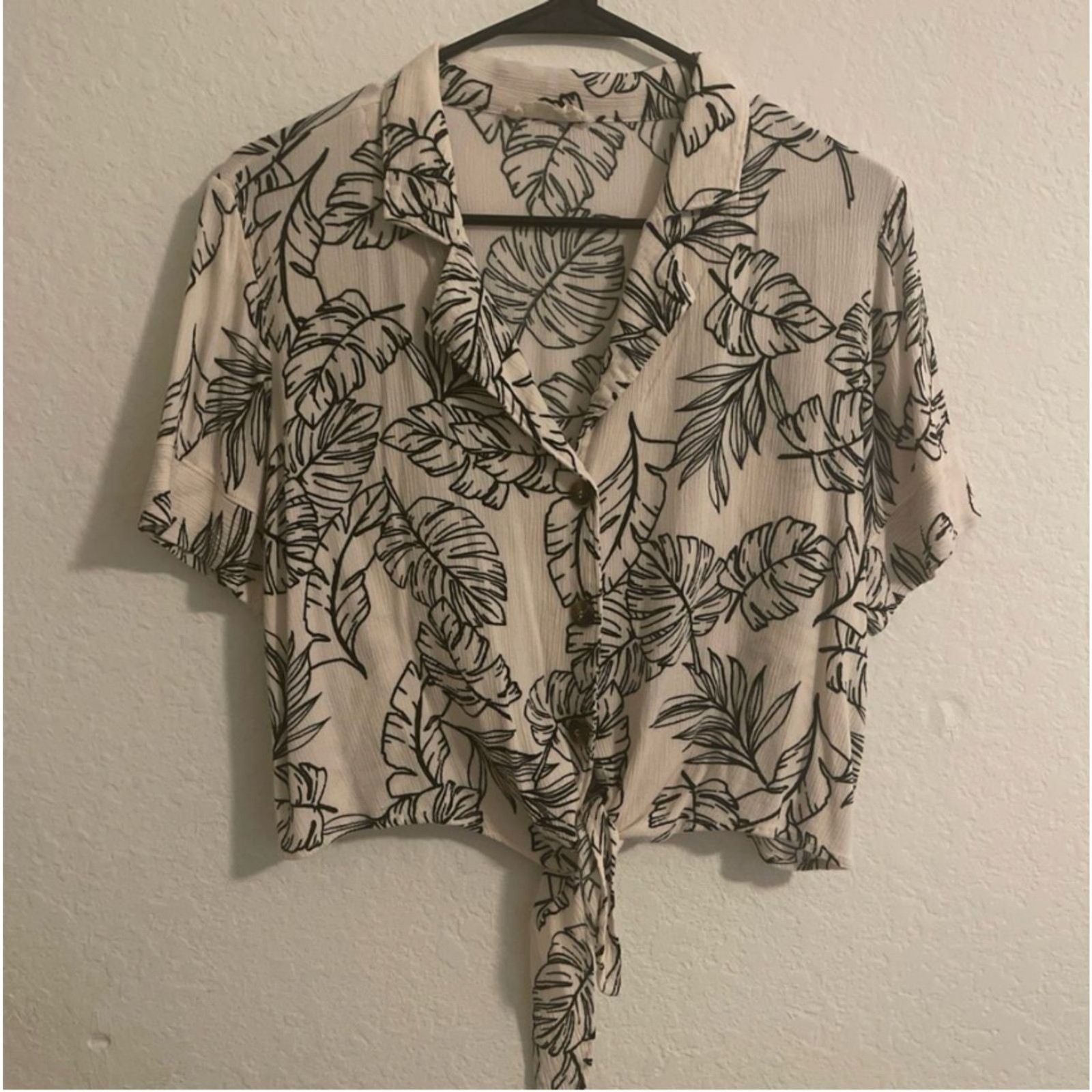 Chic Boho Bundle – Leaf Print Tie Front Blouse + … - image 5