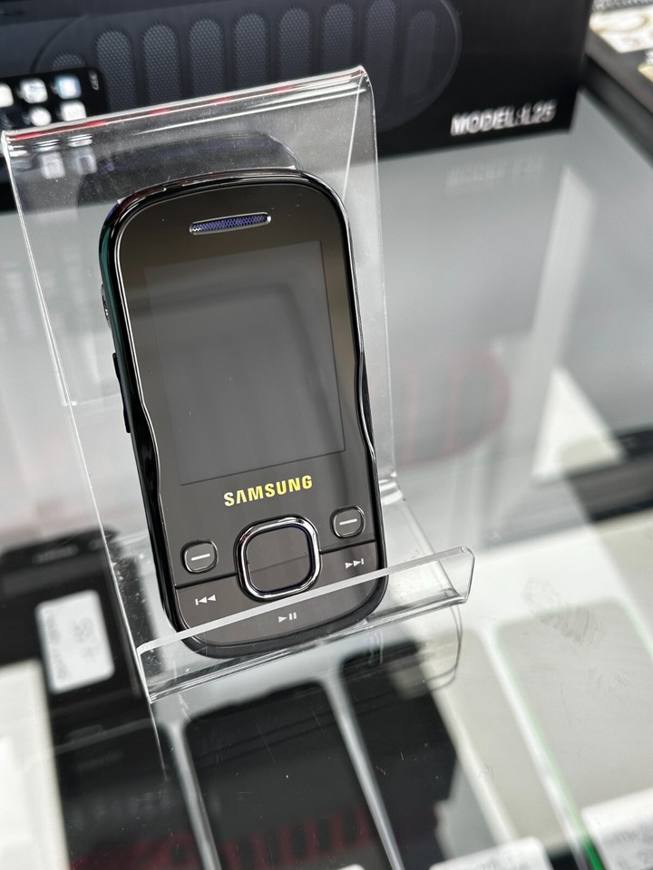 samsung-m2520-beat-techno-slide-unlocked-bluetooth-camera-mp3-mobile
