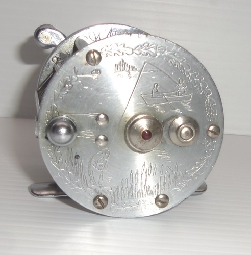Vintage JC Higgins Engraved Casting Reel. No. 312-3111 - Model 4810 - Picture 4 of 16