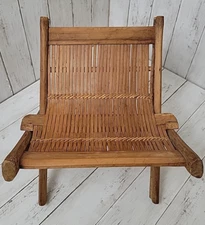 Vintage Rainbow Philippines Bamboo Stand/Stool/Rack/Foot 12.5x12.5"