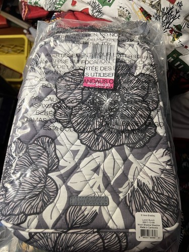 VERA BRADLEY LUNCH BUNCH BAG MOON SHADOW MEADOW NWT FREE SHIPPING 9/7.5/4 Inch