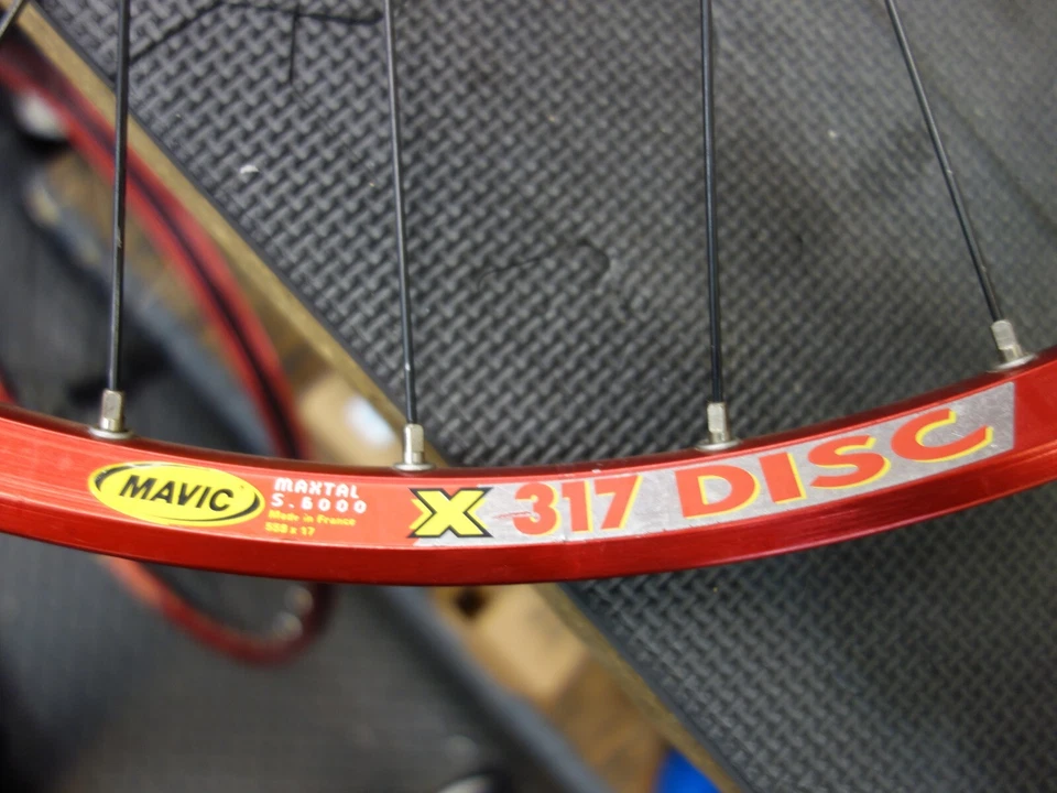 Juego de ruedas de disco Mavic X 317 Foto 2 de 3