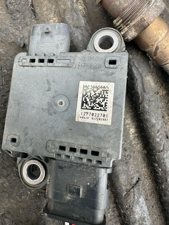 8982759090 Isuzu PM sensor - Image 2 of 3