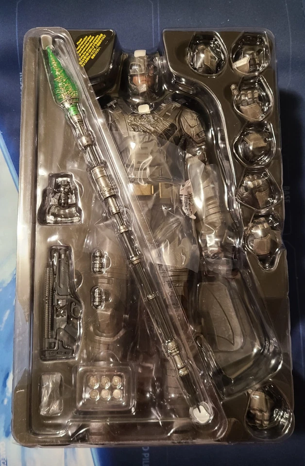 Ben Affleck Firmado Hot Toys MMS417 Blindado Batman Batalla Versión Dañada Foto 4 de 4