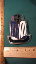 Cj93 Triumph Tr3 Bluewhiteblack Bonnet Badge Vntage Enamel 1955-62 Triumph Tr3
