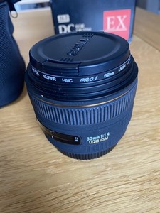 Sigma 30mm F1.4 DC HSM AF Prime Lens Canon