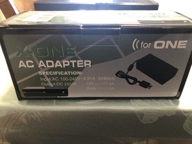 Xbox One Original Console 8 Piece Bundle NO KINECT