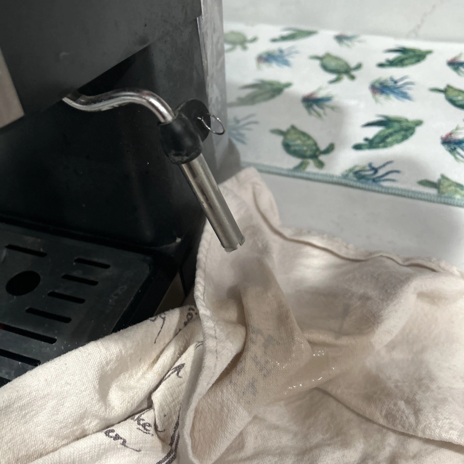 Espresso Maker With Frother And Temperature Gauge, Cracked Water Container