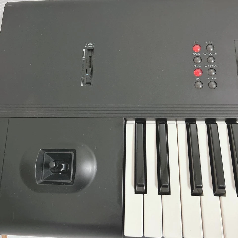 KORG M1 61-Key Music Workstation Synthesizer Classic Vintage Tested Japan - Image 2 of 4