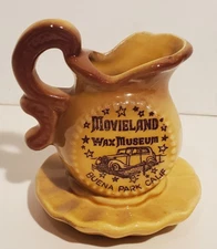 VINTAGE MOVIELAND WAX MUSEUM BUENA PARK CA SOUVENIR CERAMIC MINI PITCHER JAPAN