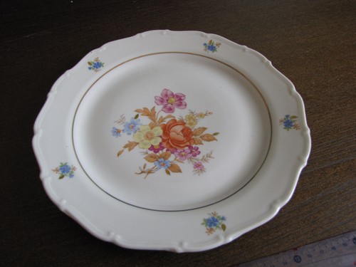 Vintage USSR DZ Dulevo porcelain collector plate 9 inches - Picture 11 of 13