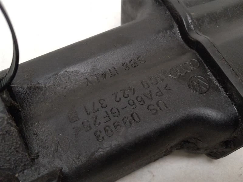 POWER STEERING RESERVOIR 1999 VOLKSWAGEN BEETLE GL - Image 4 of 4