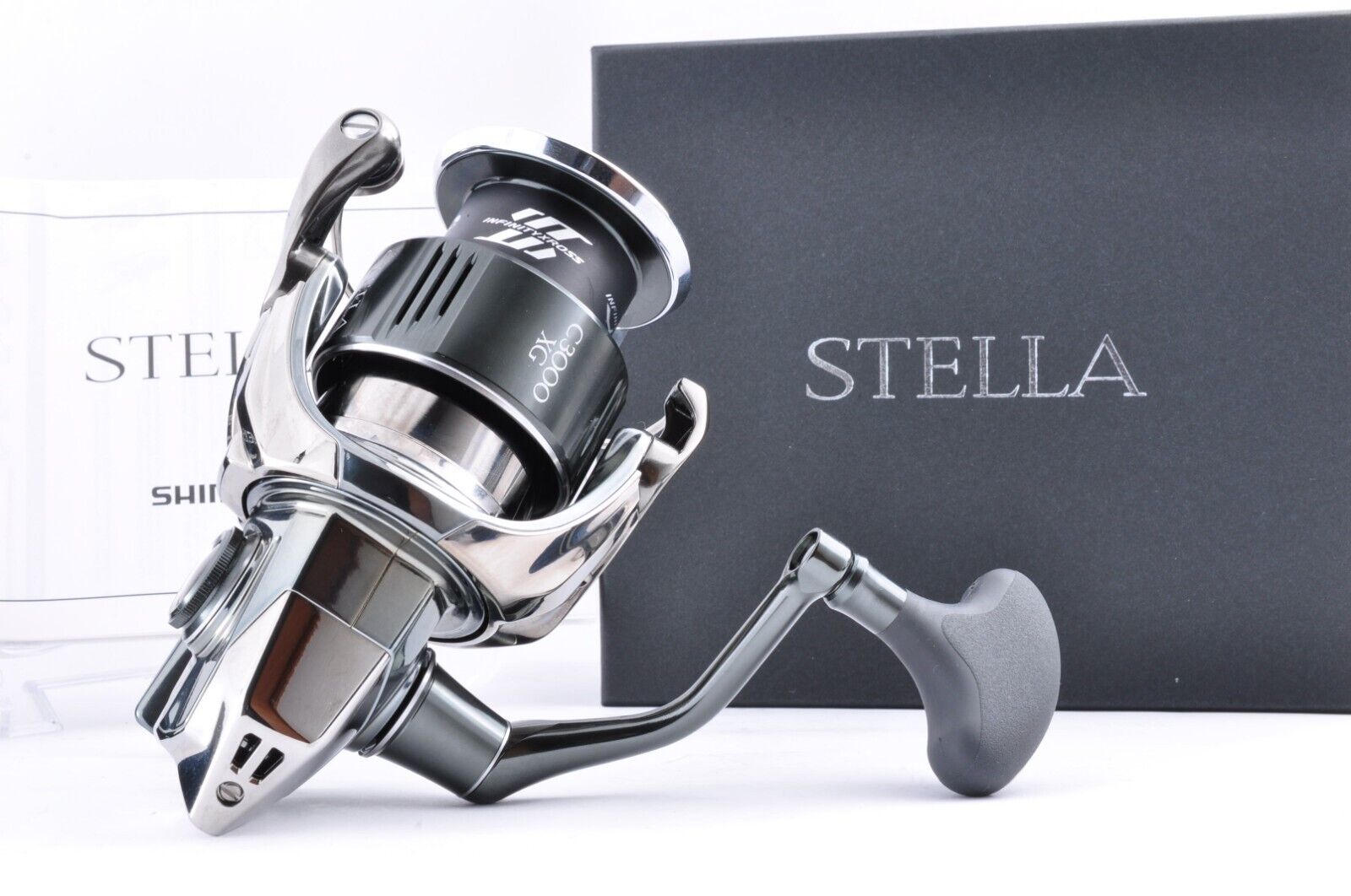 Shimano 22 STELLA C3000XG 6.4 Spinning Reel from Japan "New"