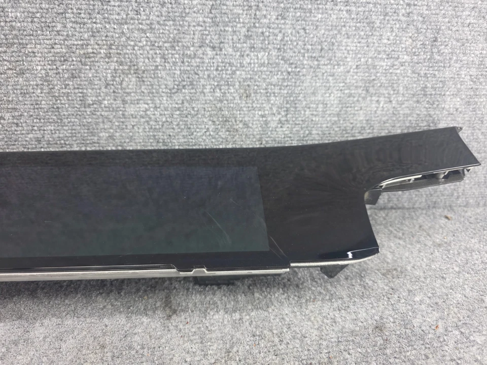 22-23 JEEP GRAND / WAGONEER 原始设备制造商前右乘客 DASH 屏幕信息显示 — 第 2/4 张图片