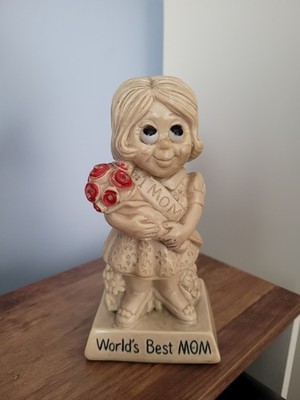 Vintage 1973 Russ Wallace Berrie & Co World's Best Mom Figurine 