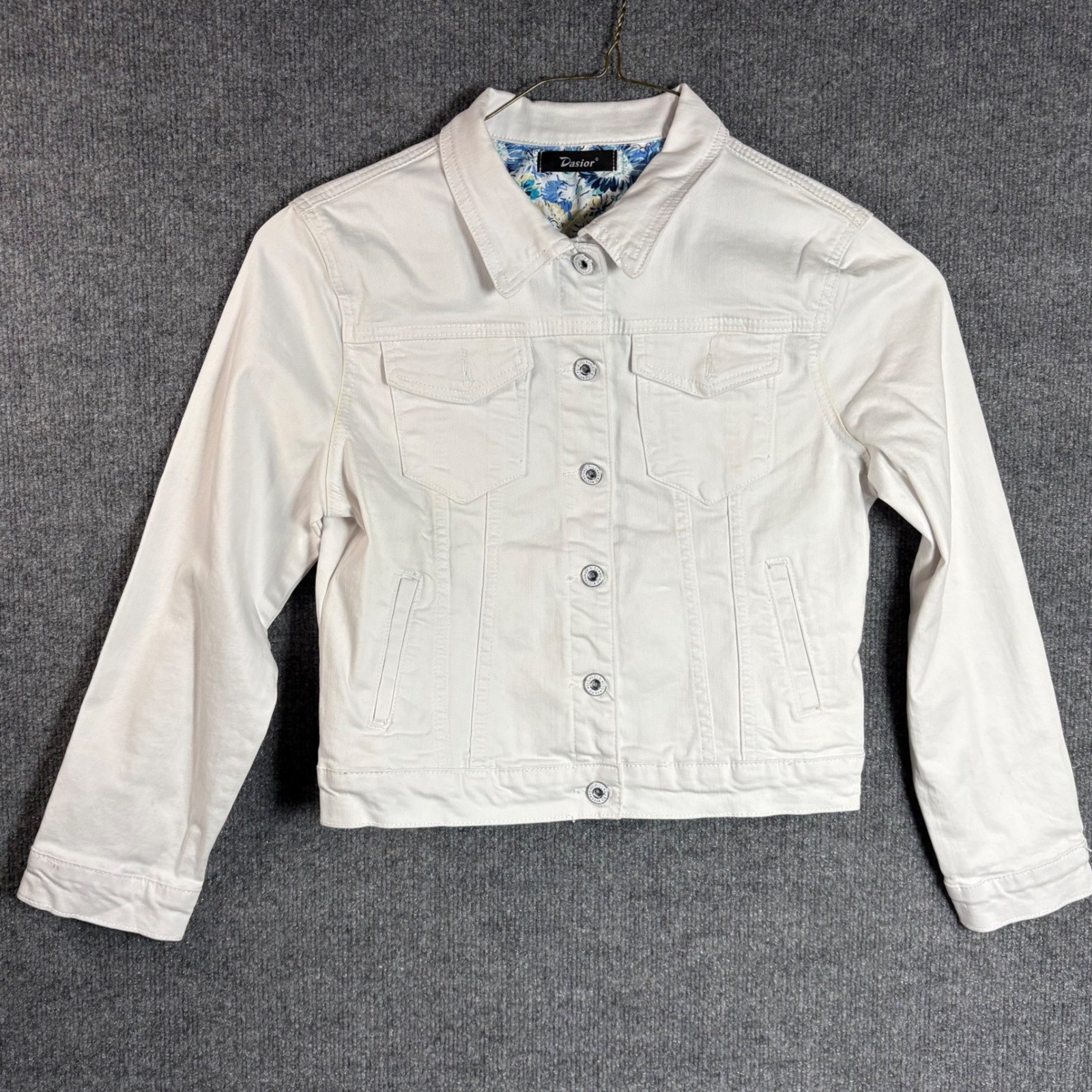 Dasior Womens White Denim Jacket Floral Lining Kiss XOXO Buttons Trucker Sz S