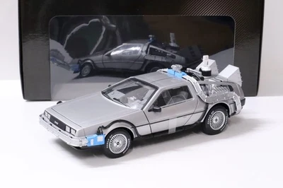 1:18 Hot Wheels DMC Delorean Back To The Future Time Machine Avec Mr.Fusion - Photo 1/4