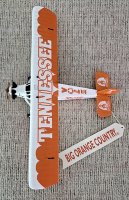 Univ of Tenn Vols '29 Curtis Robin Ertl Die Cast ''Big Orange Country'' Airplane
