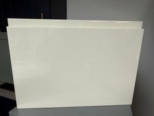 Light (pale) Cream Gloss 22mm MDF J Pull Handleless Kitchen Cupboard Doors