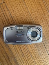 Samsung Digimax U-CA5 5MP Digital Camera NOT TESTED