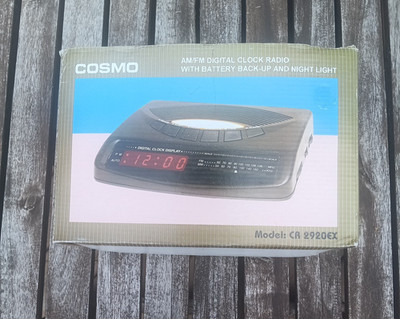 Vintage Cosmo Digital Clock Radio Battery Back-up Night Light New