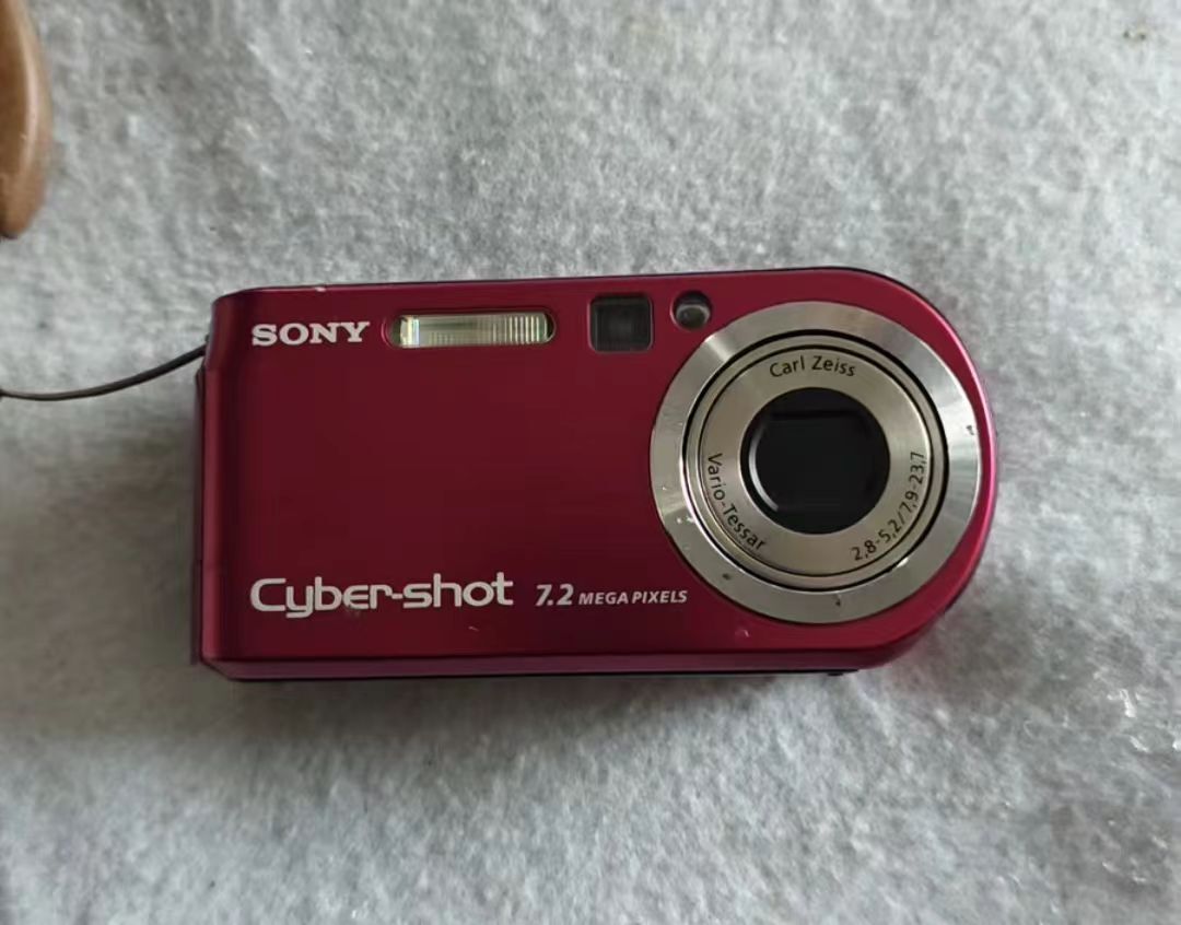 SONY/ Cyber-shot dsc-P200/レッド/ストア限定販売 SONY/ Cyber-shot dsc-P200/レッド/ストア限定販売