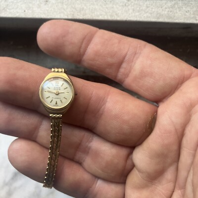 Geneva Emke Swiss 17 Jewels (womens). Parts Only