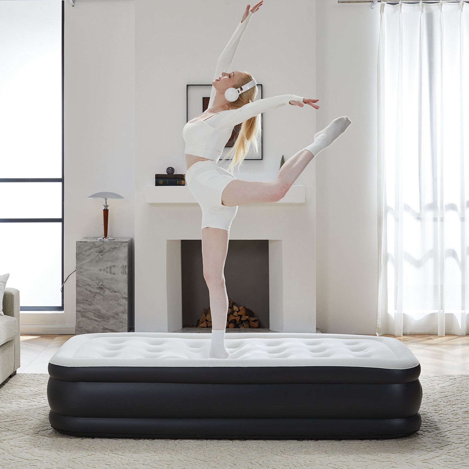 22"Queen Size Air Mattress with Built-in Pump Blow Up Air Be