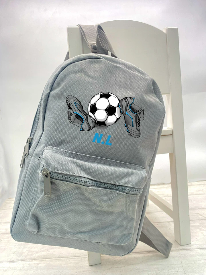 ALLABOUTTHEBUMP Personalisierter grauer Fußballrucksack mit passender Kühlwasserflasche