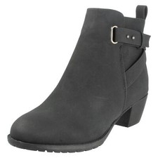 Ladies Spot On Extra Wide Fit Zip Up Ankle Boots 'F5R1259'