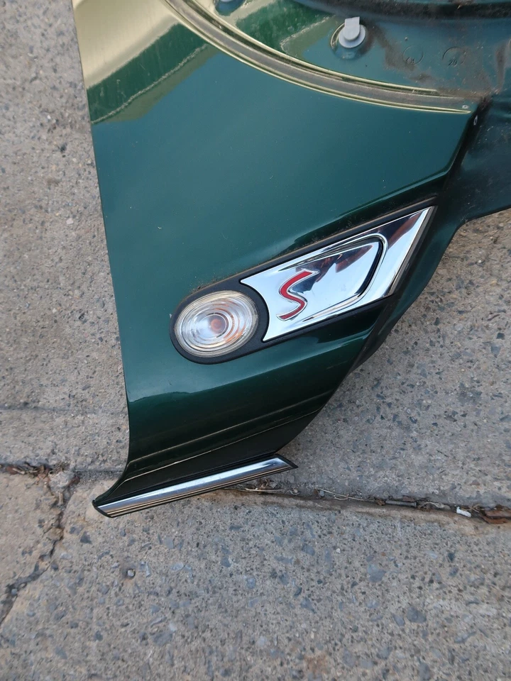 MINI COOPER S R56+ 2007-2013 JUEGO GUARDABARROS DELANTERO IZQUIERDO Y DERECHO GENUINO VERDE FABRICANTE ORIGINAL Foto 4 de 4