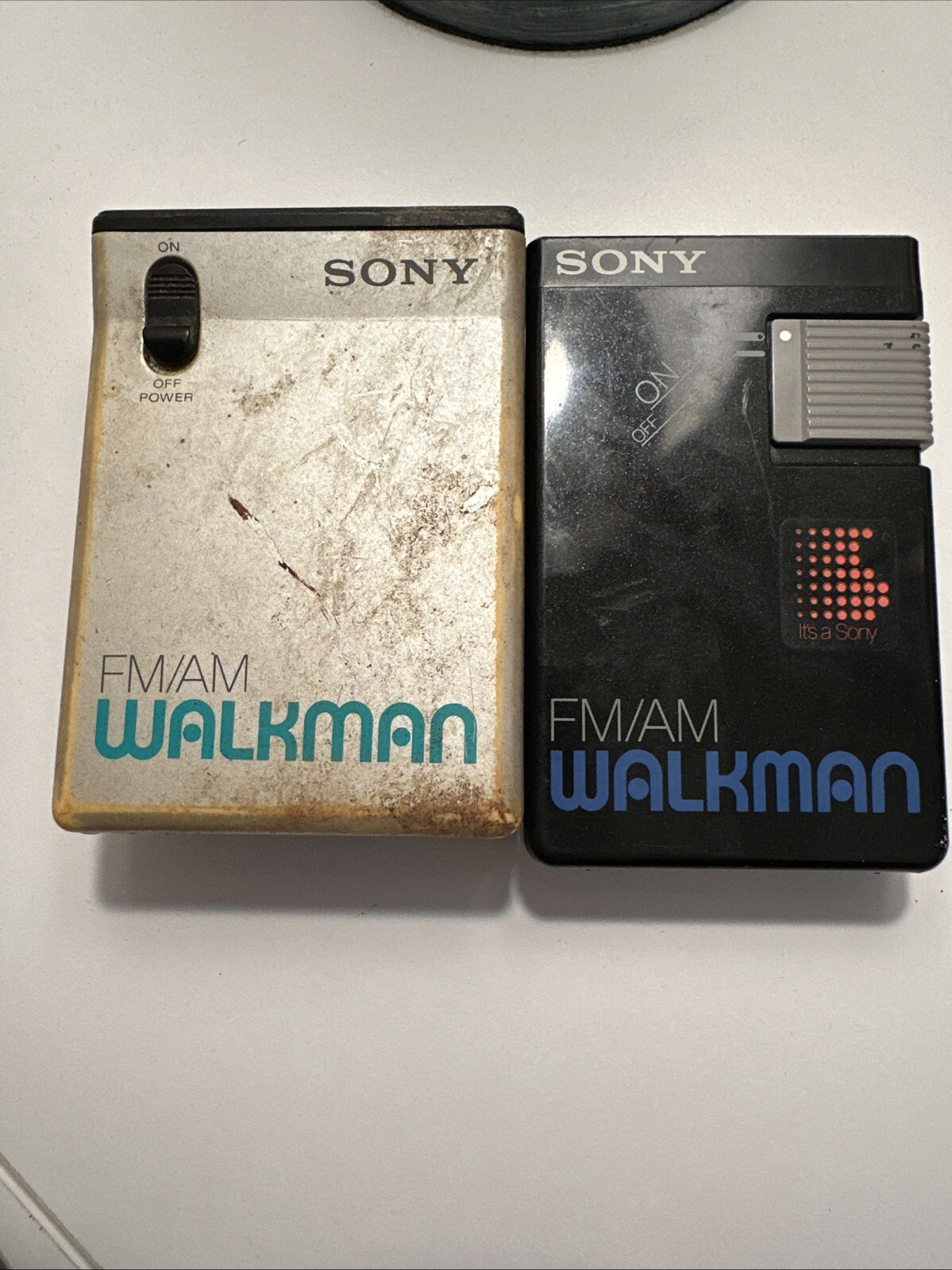 Sony Walkman Fm/am Srf-22w Portable Radio Vintage - D25